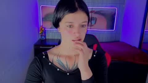 Snapshot of harley_quinzell chatting on January 11, 2026, 6:02 pm harley online show from January 11, 2026, 6:02 pm