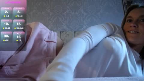 Snapshot of harleyrebz chatting on February 19, 2025, 9:28 am harleyrebz online show from February 19, 2025, 9:28 am
