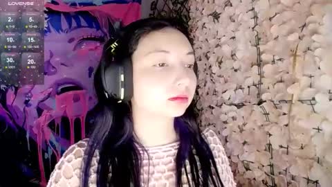 Snapshot of harmonys_couple_ chatting on November 4, 2025, 5:56 pm Harmonys World online show from November 4, 2025, 5:56 pm