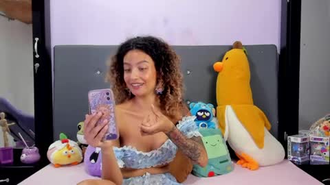 Snapshot of harmonyy_hill chatting on June 2, 2026, 9:50 pm Harmony Hill online show from June 2, 2026, 9:50 pm