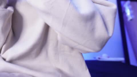 Snapshot of harrytwink18 chatting on December 31, 2024, 12:15 pm HARRY online show from December 31, 2024, 12:15 pm