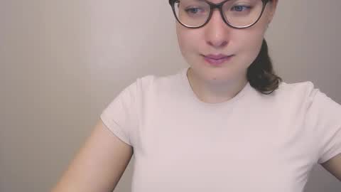 hartfoxx online show from September 10, 2025, 7:14 pm