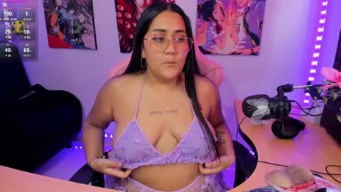 karen  online show from January 7, 2025, 9:35 pm