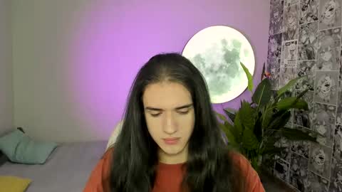 harvey_hair online show from November 14, 2025, 1:54 pm