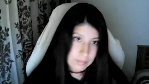 lady online show from January 12, 2025, 5:13 am