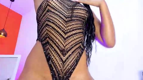 Nicky bac online show from October 17, 2025, 8:44 pm