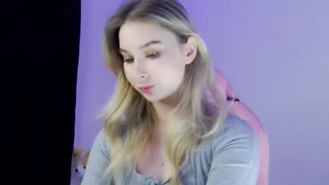 Anna online show from March 29, 2026, 7:03 pm