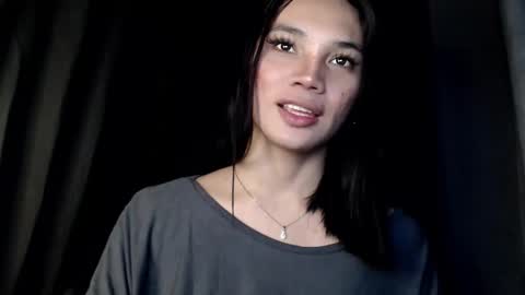 LALA A online show from November 21, 2025, 7:18 am