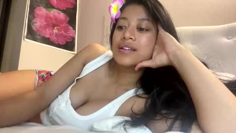 hawaiigirl_ online show from January 13, 2026, 2:17 am