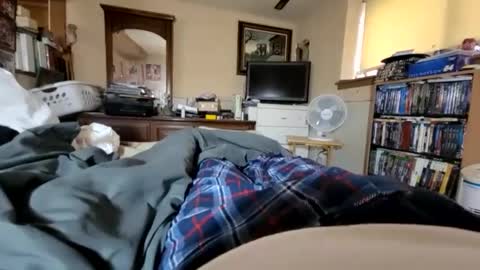 hawkfan1888 online show from December 19, 2024, 3:52 pm