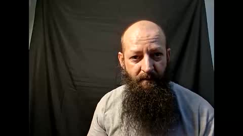 Robert online show from March 1, 2026, 9:55 am