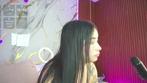 haylie  See you tonight at 8pm Colombia time online show from December 24, 2024, 9:39 am