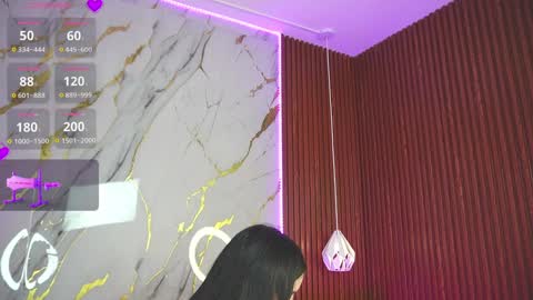 haylie  See you tonight at 8pm Colombia time online show from January 21, 2025, 6:22 am