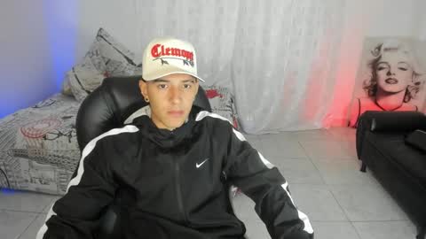 Hayen Boy online show from October 10, 2025, 1:21 pm