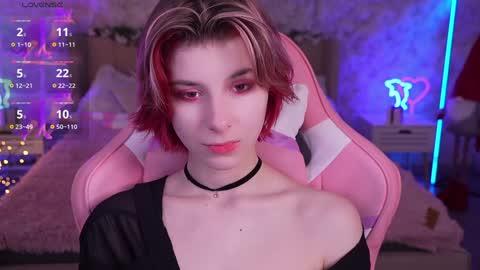 haylaamber online show from December 22, 2024, 8:36 pm