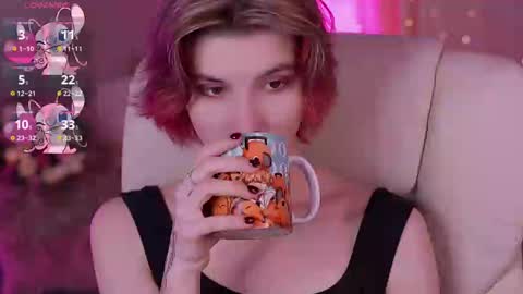 haylaamber online show from February 28, 2025, 5:59 pm