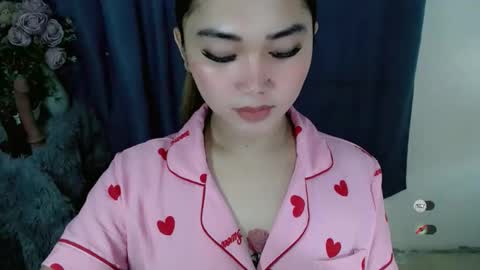 haylee online show from September 12, 2025, 4:12 am