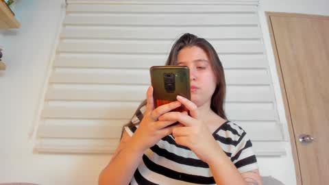 Im Hazel online show from February 6, 2025, 6:46 pm