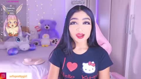 Snapshot of hazelbabee_ chatting on June 15, 2026, 8:38 am Lynn online show from June 15, 2026, 8:38 am