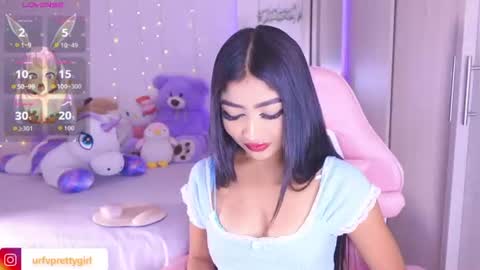 Snapshot of hazelbabee_ chatting on June 18, 2026, 8:58 am Lynn online show from June 18, 2026, 8:58 am