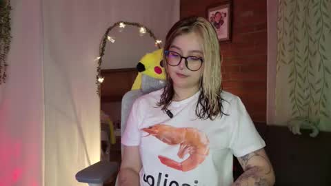 Hazel Brown online show from February 25, 2026, 2:32 am