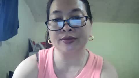 Snapshot of hazeldhane chatting on March 5, 2025, 5:07 am hazeldhane online show from March 5, 2025, 5:07 am