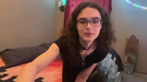 Snapshot of hazelpeppermint chatting on July 21, 2026, 9:06 pm Hazel online show from July 21, 2026, 9:06 pm