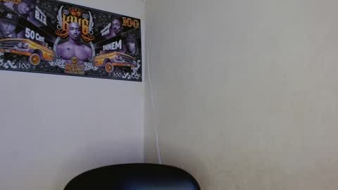 hazlan_420 online show from September 9, 2025, 12:26 pm