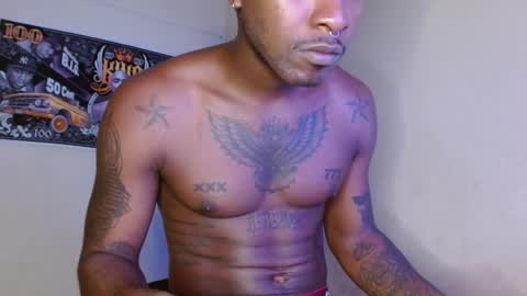 hazlan_420 online show from October 20, 2025, 11:32 am