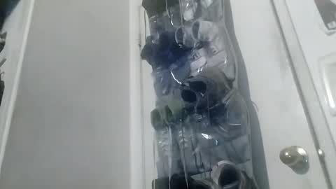 Snapshot of hbdj2164 chatting on January 31, 2025, 12:40 pm hbdj2164 online show from January 31, 2025, 12:40 pm