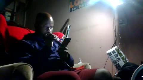 Snapshot of hbdj2164 chatting on October 3, 2025, 7:16 am hbdj2164 online show from October 3, 2025, 7:16 am