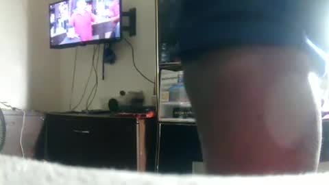 Snapshot of hbdj2164 chatting on January 13, 2026, 10:42 am hbdj2164 online show from January 13, 2026, 10:42 am