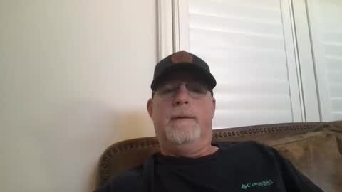 Snapshot of hdeuce22 chatting on February 16, 2026, 3:19 pm Hdeuce22 online show from February 16, 2026, 3:19 pm