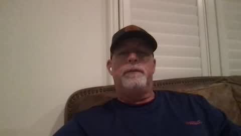 Snapshot of hdeuce22 chatting on April 6, 2026, 12:19 am Hdeuce22 online show from April 6, 2026, 12:19 am