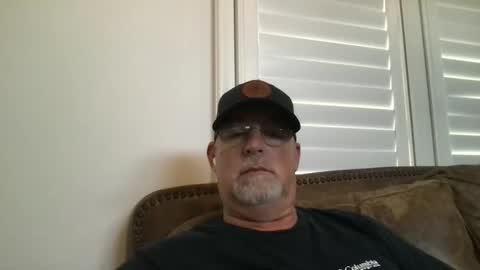 Snapshot of hdeuce22 chatting on April 22, 2026, 7:48 pm Hdeuce22 online show from April 22, 2026, 7:48 pm