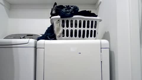 hdrsh08 online show from April 25, 2026, 12:46 am