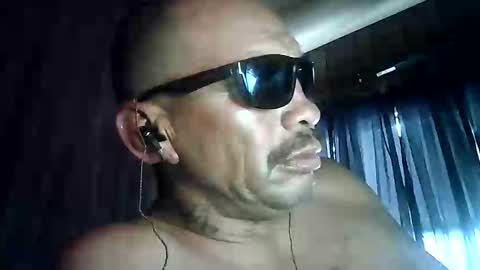Snapshot of headshop_ chatting on May 27, 2026, 9:45 pm Cloudznpointzsex online show from May 27, 2026, 9:45 pm