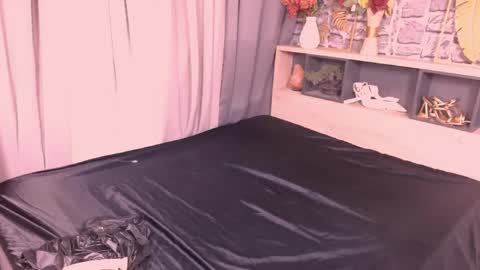 Snapshot of heather_winter chatting on May 20, 2026, 9:48 am HEATHER online show from May 20, 2026, 9:48 am