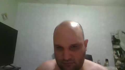 Snapshot of heavy_rebellxc chatting on December 4, 2024, 7:06 am Heavy Rebell online show from December 4, 2024, 7:06 am