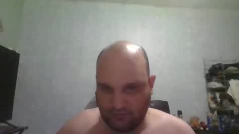 Snapshot of heavy_rebellxc chatting on December 16, 2024, 9:14 am Heavy Rebell online show from December 16, 2024, 9:14 am