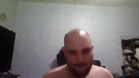 Snapshot of heavy_rebellxc chatting on January 3, 2025, 5:17 am Heavy Rebell online show from January 3, 2025, 5:17 am