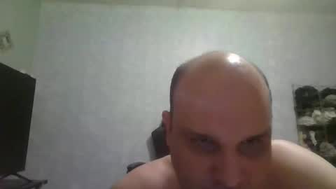 Snapshot of heavy_rebellxc chatting on January 26, 2025, 6:07 am Heavy Rebell online show from January 26, 2025, 6:07 am