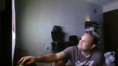 Snapshot of heavy_rebellxc chatting on February 14, 2025, 6:34 am Heavy Rebell online show from February 14, 2025, 6:34 am