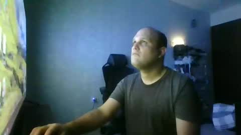 Snapshot of heavy_rebellxc chatting on February 17, 2025, 8:30 am Heavy Rebell online show from February 17, 2025, 8:30 am