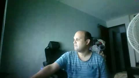 Snapshot of heavy_rebellxc chatting on November 1, 2025, 3:52 am Heavy Rebell online show from November 1, 2025, 3:52 am