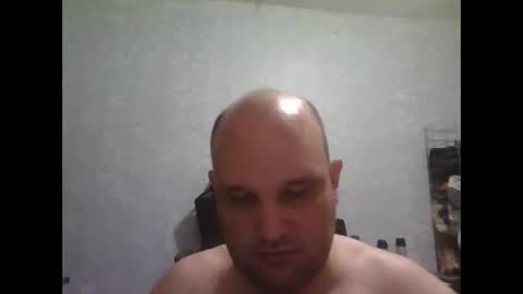 Snapshot of heavy_rebellxc chatting on November 16, 2025, 5:02 am Heavy Rebell online show from November 16, 2025, 5:02 am