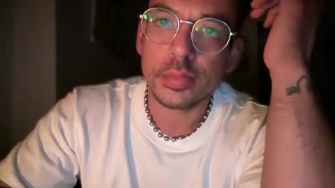 Snapshot of hecanmove chatting on September 14, 2025, 8:57 am hecanmove online show from September 14, 2025, 8:57 am