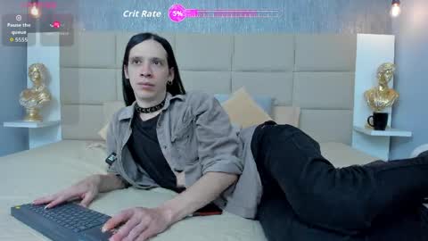 Keira Hecate online show from April 14, 2026, 7:20 pm