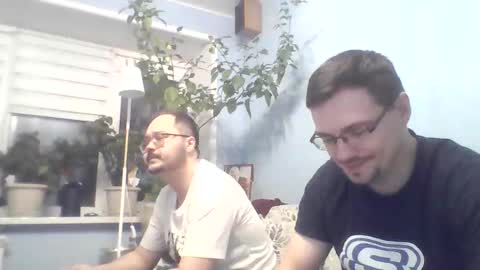 hedineko online show from March 13, 2026, 3:07 pm