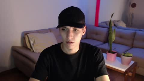 hefesto_69 online show from December 9, 2024, 11:34 pm